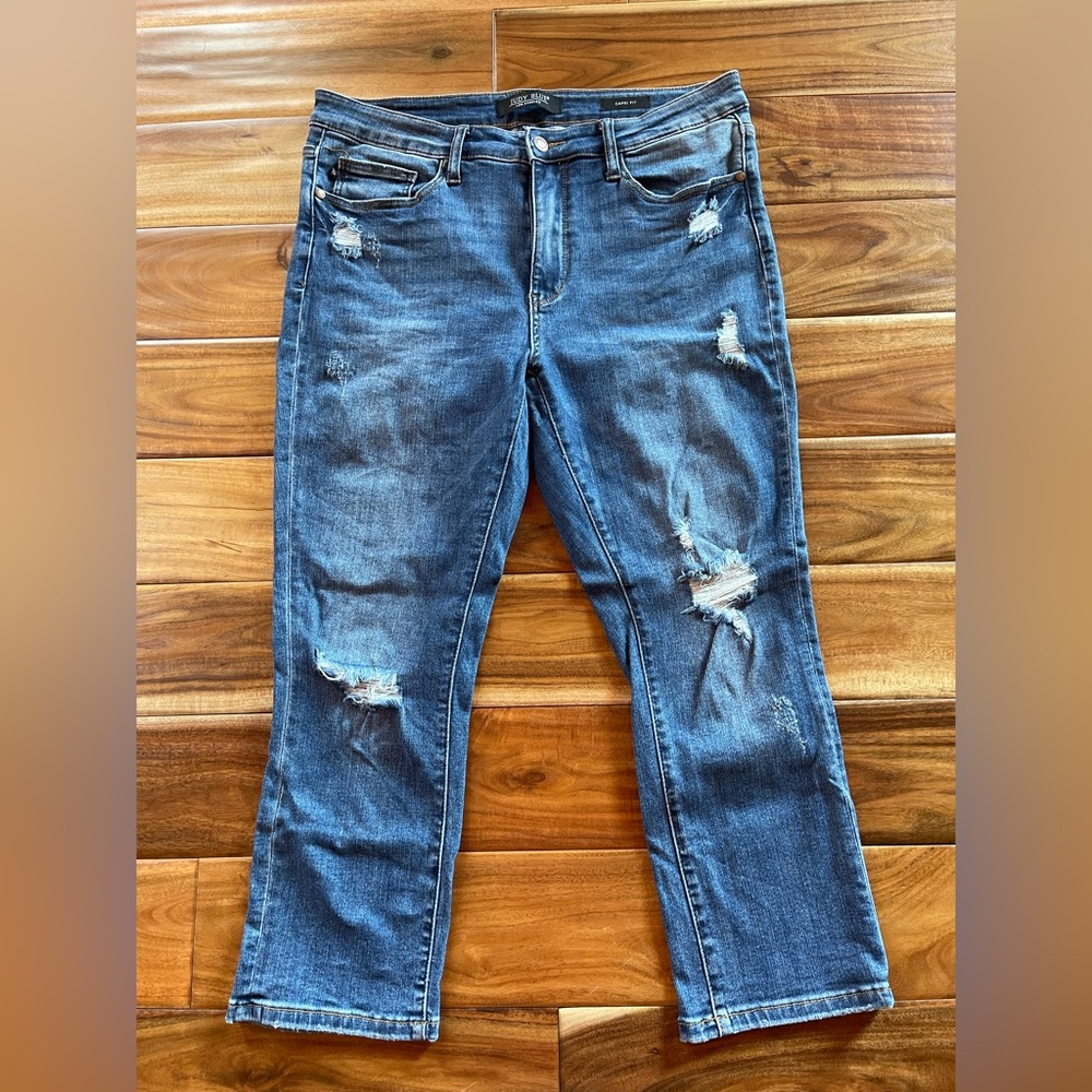 Judy Blue Distressed Capri Jeans - Dark Blue - Size 15/32